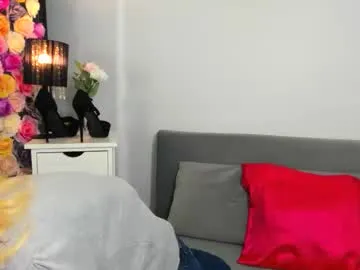 Freechat crystalgorgeous on Chaturbate