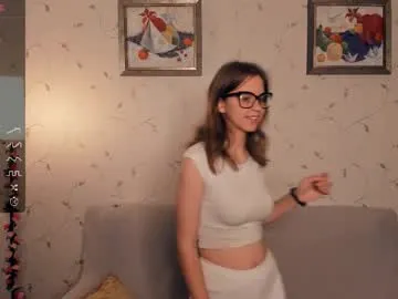 Freechat cutefluffy on Chaturbate