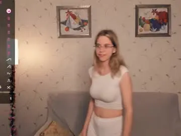 Freechat cutefluffy on Chaturbate