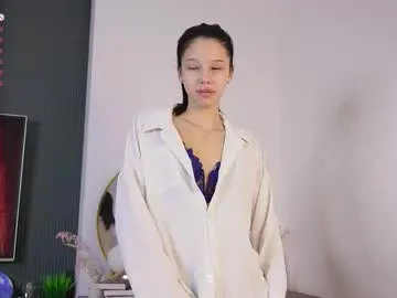 Freechat cwenbrayton on Chaturbate