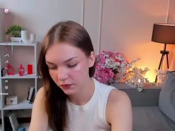 Freechat cwenbrayton on Chaturbate