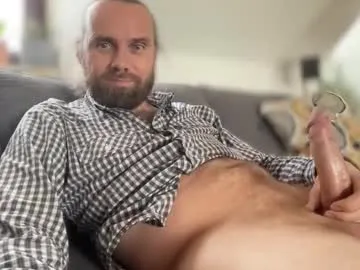 d0n_gi0vanni — Looking for #cam2cam with a woman or couple. #smile #beard #bigdick #hugecock