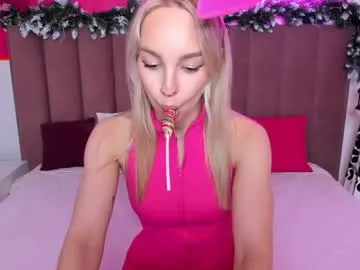 Freechat daisymellifluous on Chaturbate