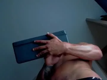 Freechat dammianmilleroficial on Chaturbate