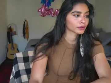 daniisla — HI GUYS. .. BODY TOUR AND RUB MY PUSSY .. .  111- 444 -555- 1111- SPECIAL VIBRATIONS   ..  #latina #skinny #mistress #asian   #fitness [1646 tokens left]