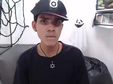 david_925_ — GOAL: Get naked, sensual striptease [54 tokens remaining] WelCUM guys!Tip menu is active /tipmenu to see it #latino #bbc #feet #bigdick #18