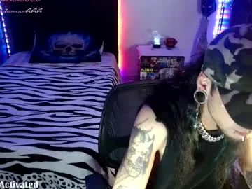 Freechat davidroses420 on Chaturbate