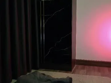 deedeedoll on Chaturbate