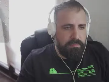 Freechat dicristalino on Chaturbate