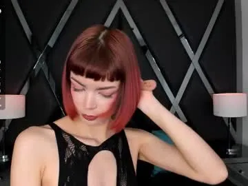 Offline dolyconor on Chaturbate