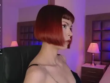 Offline dolyconor on Chaturbate