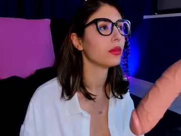 Freechat dormroomtease on Chaturbate