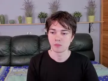 edgar_luck — twerk to the music [118 tokens left] #18 #femboy #twink #teen #cut #gay