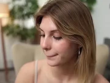 elegant_vibes on Chaturbate