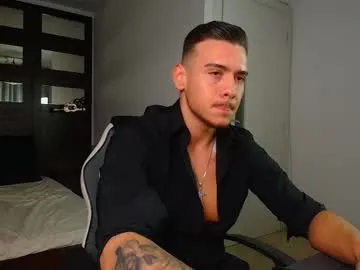 Freechat elijahthorne on Chaturbate