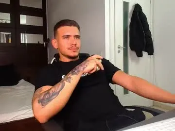 Freechat elijahthorne on Chaturbate