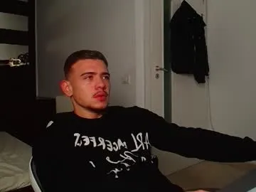 Freechat elijahthorne on Chaturbate