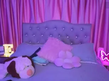 emiiscoot_1 — Nice eyes for a good blowjob Favorite Patterns 22 44 77 266   // GOAL: naked sensual dance with oil [136 tokens left] #teen #saliva #smalltits #deepthroat #skinny