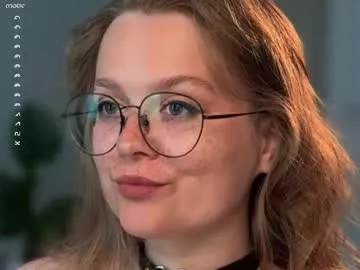 Freechat emilyforelsket on Chaturbate