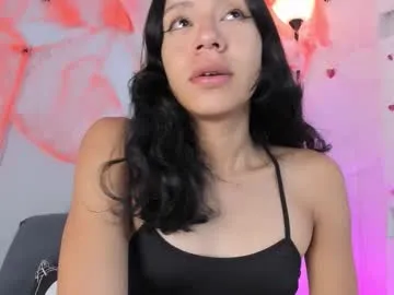 emmaclark_1 on Chaturbate 