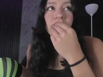 emmaclark_1 —  Masturbate while he touched my ass in doggy Goal Cumm  #submissive #natural #cum #anal #cute [986 tokens remaining]