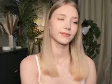 Freechat eternity_cuite on Chaturbate