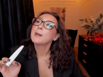 evasarazardje — hi babies ,I want a C.P. Company hat *_*   #asian #bigboobs #nonude #Halloween [3562 tokens remaining]