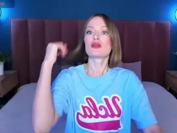 Freechat evelynpoole on Chaturbate