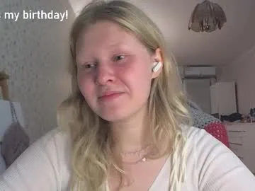 Freechat fairydreams_ on Chaturbate