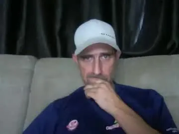 Freechat fouraide42 on Chaturbate