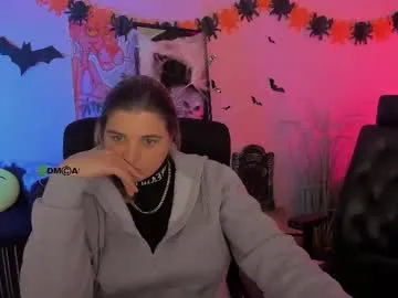 foxy_tease_ — GOAL: make me happy [101 tokens remaining] Welcome to my room! #kiss #18 #pvt #nonude #couple