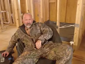 Offline fuckadilf on Chaturbate