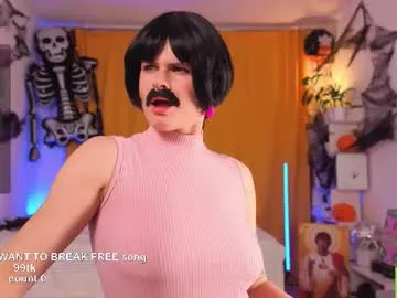 ginavontease —  // GOAL: drop the scarf [625 tokens left] #feet #saliva #hairy #muscle #pvt