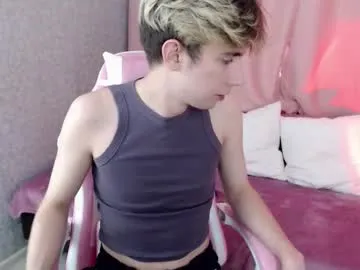 Freechat harvey_foster on Chaturbate