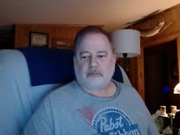 Freechat horsebigballs on Chaturbate