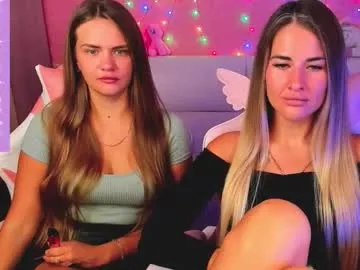 Private hotty_girls_here on Chaturbate