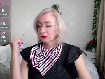 Freechat hunters_woman on Chaturbate