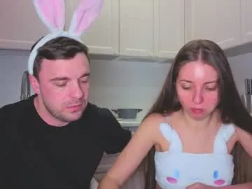 ihavepaws33 — girls flex biceps  #bigboobs #cute #shy #new #petite [83 tokens remaining]