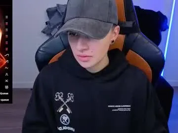 Chaturbate im_laia_ is Freechat im_laia_ — Happy Pre-Brithday Laia - Multi-Goal :  Cum show and squirt #tomboy #lesbian #shorthair #goth #lovense