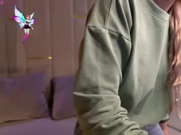 Freechat ishtardivine on Chaturbate