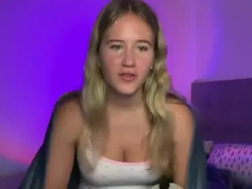 Freechat itsssosierra on Chaturbate