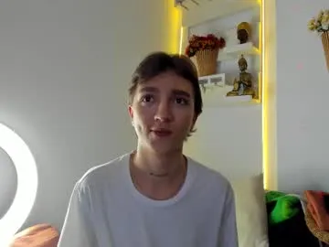 jeremy_salvatore_ — show cum [533 tokens left] #18 #bigcock #twink #young #feet