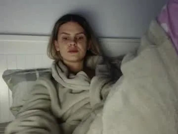 jessiexryan — Hello guyssss, try make it rain: 111,222,333 to make me squirt! #squirt #asian #aussie #new #anal