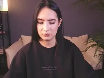 jinx_boom — middle finger for loser  #femdom  #smoke #teen #nonude #humiliation [15 tokens remaining]