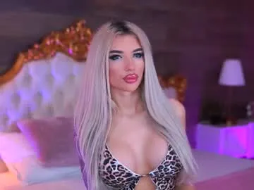 juicy_jessye — Hot blondie gone bad, let's make your deepest desires cum true tonight - Goal: Squirt it, Jessye! #skinny #teen #blonde #bigboobs #piercings