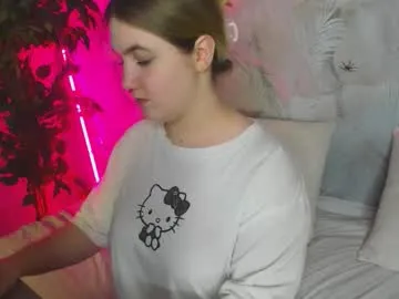 julia_jips — GOAL: Lift your skirt [34 tokens remaining] Welcome to my room! #curvy #nonude #puffynipples #18 #bigboobs