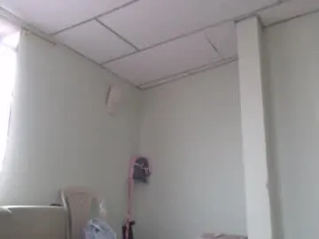 Freechat juliethserna on Chaturbate