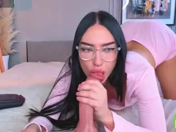 kanyesbabyyy — Hey! Im Medusa Gorgon! I love #blowjob and #deepthroat! I use my #lovense and I have #B! #HALLOWEEN! // GOAL: Slow & sensual BJ [66 tokens left] // EPIC GOAL: Lets invite second dick [2222 tokens le