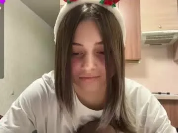 Freechat karensimilton on Chaturbate