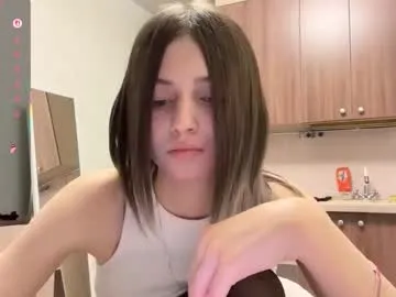 Freechat karensimilton on Chaturbate